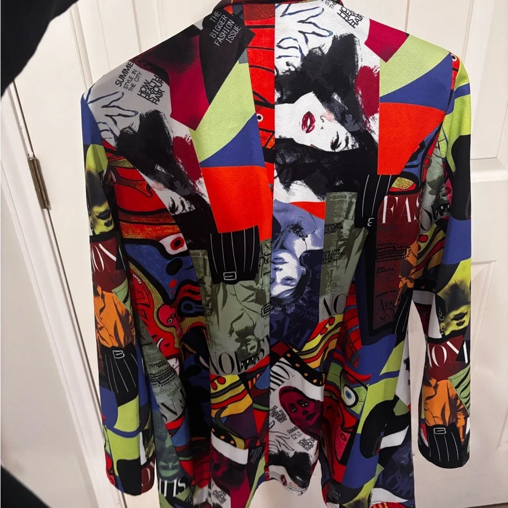 Colorful Abstract Print Blazer - Picture 5 of 5